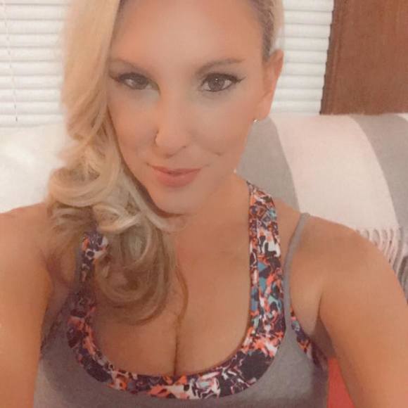 sassyholls